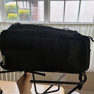 Bag to be attached to a bike rack